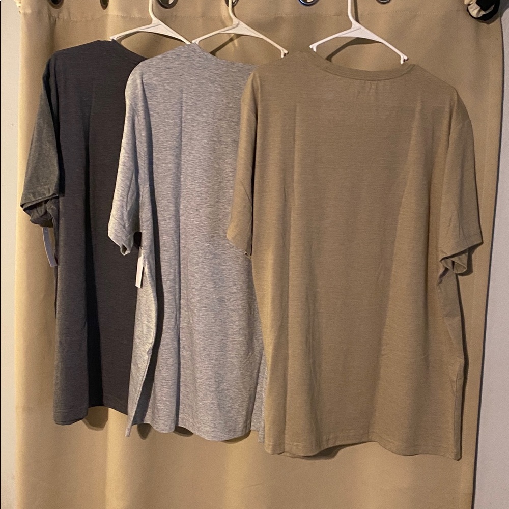 T-shirts - Picture 4 of 6